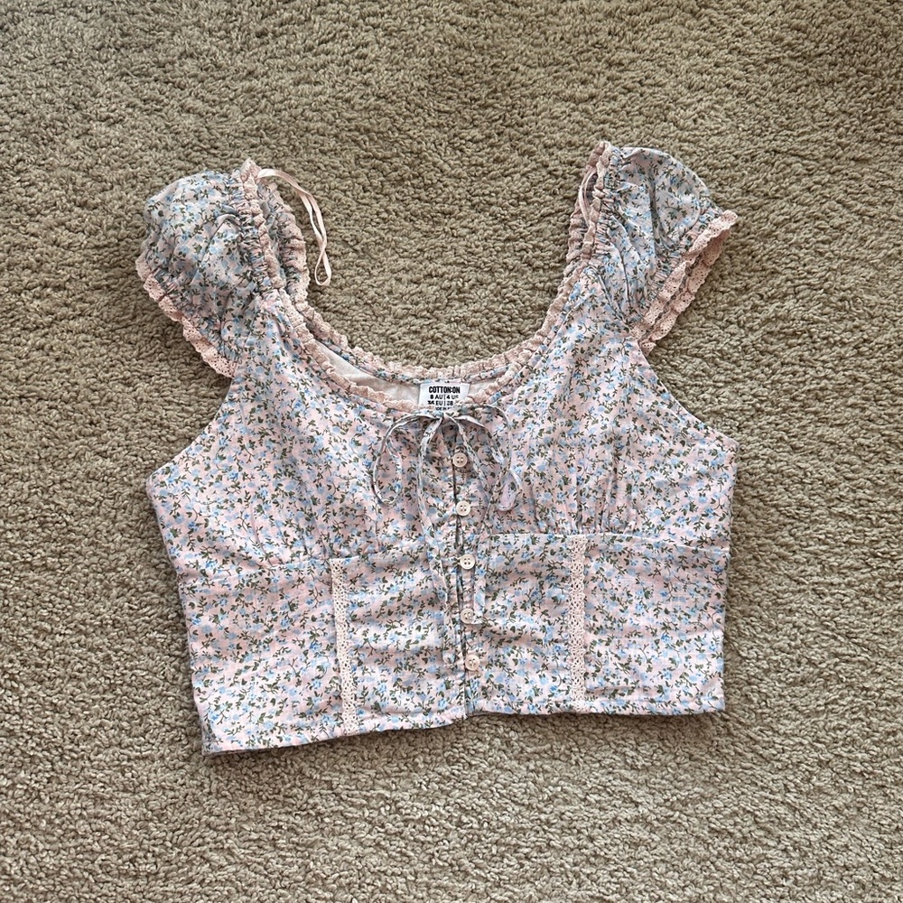 Floral Cotton on top